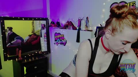 Snapshot of kittiepurry chatting on 15, 1, 2025 Kittie Purry online show from 15, 1, 2025