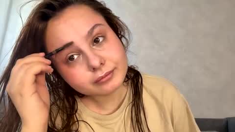 Ellaiza online show from 6, 5, 2026