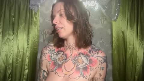 kittjones33 online show from 16, 5, 2026