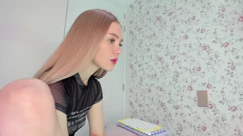 sophie online show from 12, 1, 2026