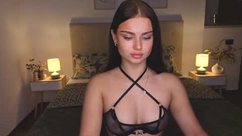 kitty_cut1ee_ online show from 3, 8, 2026