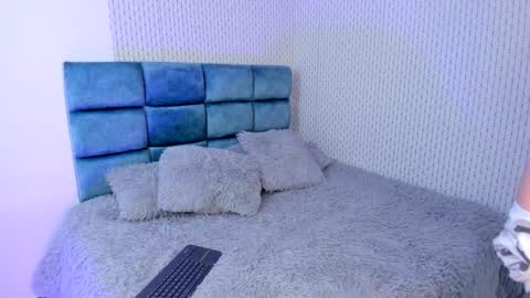 Kitty online show from 24, 1, 2025