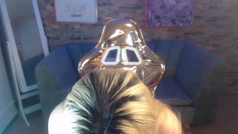 kitty_fox_b online show from 26, 12, 2024