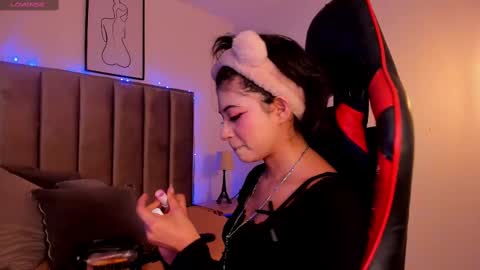 Camila online show from 13, 2, 2025