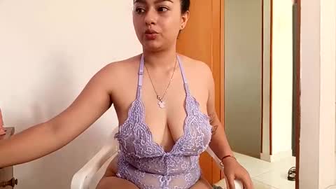 Snapshot of kitty_hottt_ chatting on 15, 5, 2026 giss online show from 15, 5, 2026