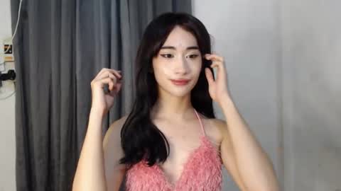kitty_kim07 online show from 27, 10, 2025