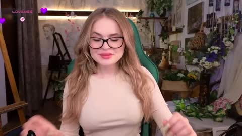 kitty_pantera online show from 4, 5, 2026