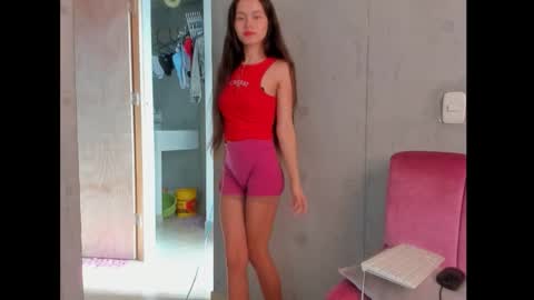 Snapshot of kitty_rose6147 chatting on 5, 11, 2025 kitty rose online show from 5, 11, 2025