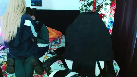 kitty_vaal online show from 9, 10, 2025