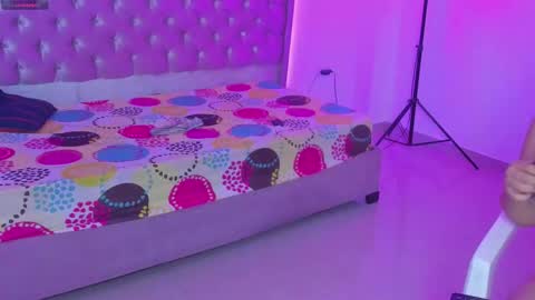 kitty_violet11 online show from 13, 2, 2026