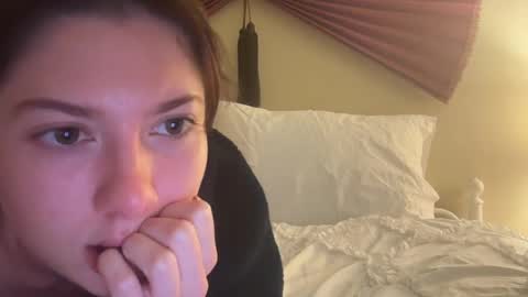 Snapshot of kittycherries chatting on 10, 1, 2025 Ivy online show from 10, 1, 2025