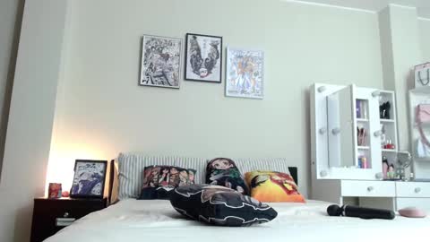 Snapshot of kittykat18x chatting on 8, 2, 2025 Isabel online show from 8, 2, 2025