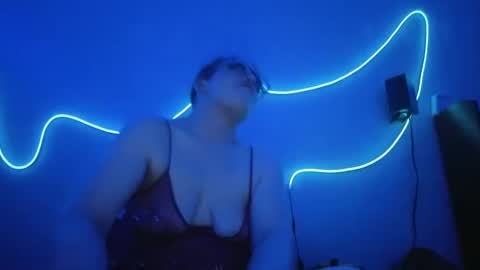 kittykat 1999 online show from 24, 9, 2025