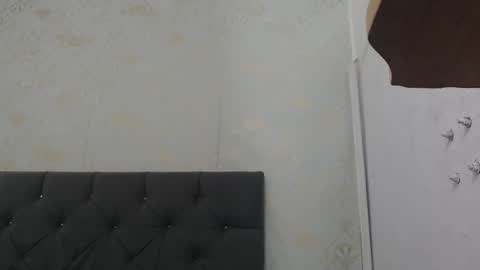 kittyy_18_ online show from 12, 11, 2025