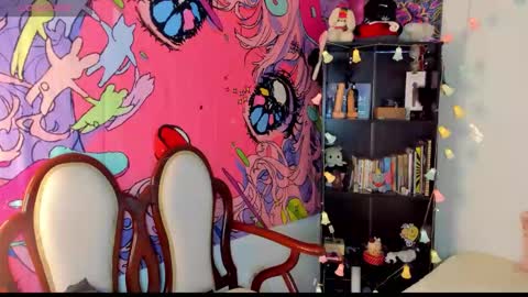 Kitty Zen online show from 25, 9, 2025