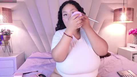 Kitty Hill online show from 30, 4, 2026