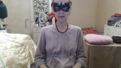 Snapshot of kiuminberry chatting on 12, 7, 2026 KiuminBerry online show from 12, 7, 2026