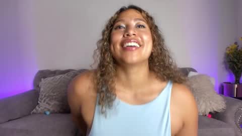Snapshot of kiut_lili18 chatting on 12, 9, 2025 Lili online show from 12, 9, 2025
