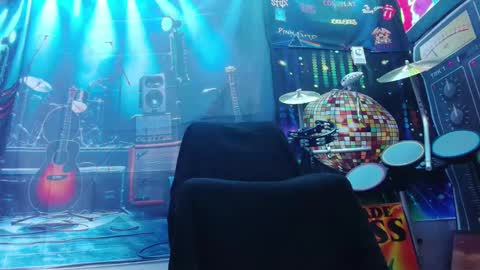 kiveuxmakeu online show from 28, 2, 2025