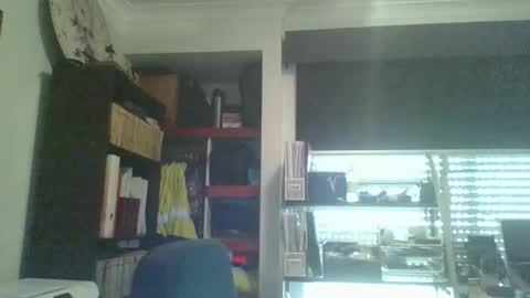 kiwi_boss61 online show from 6, 2, 2025