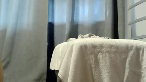 Snapshot of kiwibulge123 chatting on 3, 3, 2026 kiwibulge123 online show from 3, 3, 2026