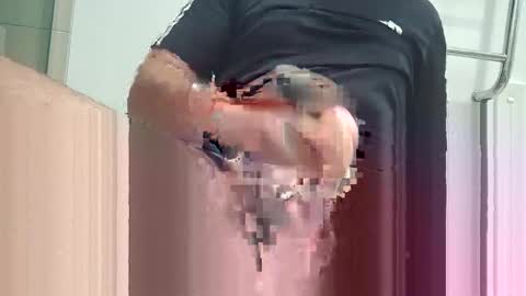 Snapshot of kiwioncam25 chatting on 22, 3, 2026 kiwioncam25 online show from 22, 3, 2026