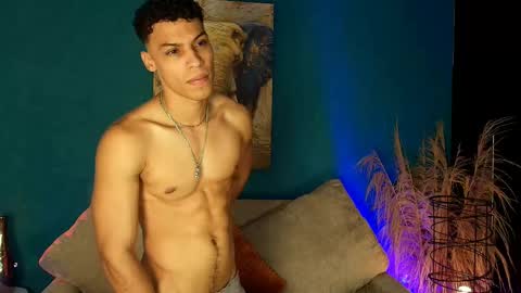 Snapshot of klaton__ chatting on 10, 10, 2025 klaton__ online show from 10, 10, 2025