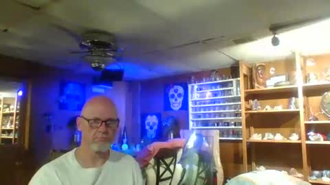 MrKleeen online show from 7, 10, 2025