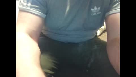 Snapshot of kleinaberfein110mm chatting on 2, 1, 2025 kleinaberfein110mm online show from 2, 1, 2025