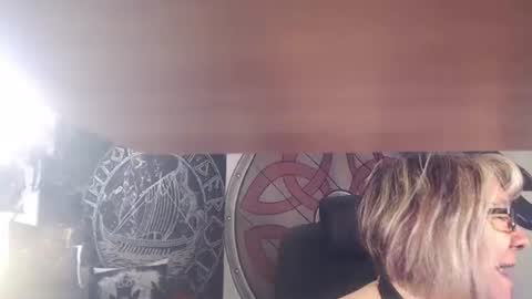 Michelle online show from 16, 11, 2025