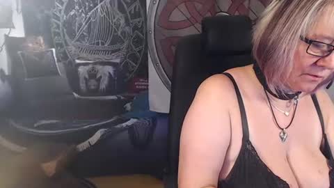 Michelle online show from 16, 7, 2026