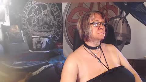 Michelle online show from 28, 7, 2026