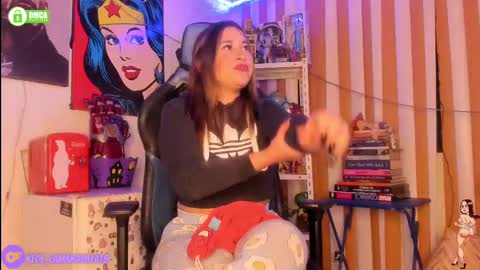 Snapshot of kloelamaravilla18 chatting on 10, 3, 2025 kloelamaravilla18 online show from 10, 3, 2025