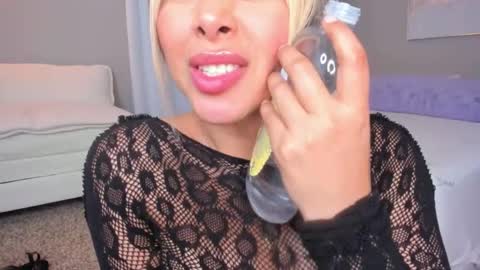 kloewandan online show from 21, 2, 2025