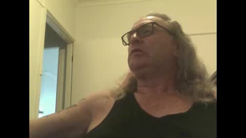 knobout online show from 23, 11, 2025