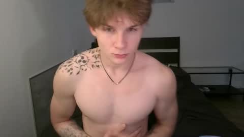 Snapshot of knotsiemens chatting on 27, 11, 2025 Adam online show from 27, 11, 2025