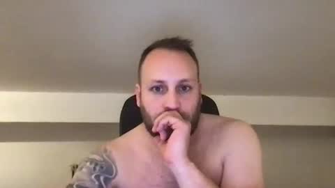 Snapshot of kobasic chatting on 5, 11, 2025 hugo online show from 5, 11, 2025