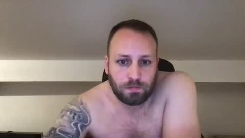 Snapshot of kobasic chatting on 6, 11, 2025 hugo online show from 6, 11, 2025