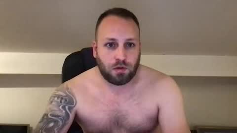 Snapshot of kobasic chatting on 1, 12, 2025 hugo online show from 1, 12, 2025