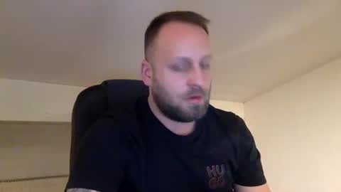 Snapshot of kobasic chatting on 11, 1, 2026 hugo online show from 11, 1, 2026