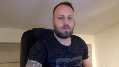 Snapshot of kobasic chatting on 15, 1, 2026 hugo online show from 15, 1, 2026