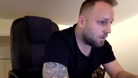 Snapshot of kobasic chatting on 20, 3, 2026 hugo online show from 20, 3, 2026