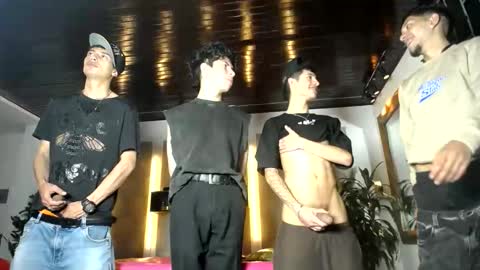 Snapshot of kobayaske chatting on 16, 12, 2025 kobayaske online show from 16, 12, 2025