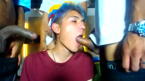 Snapshot of kobayaske chatting on 7, 3, 2026 kobayaske online show from 7, 3, 2026