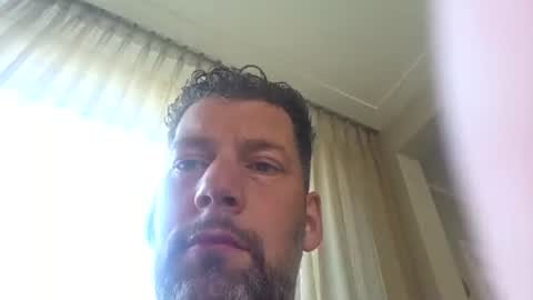 kobelalakers2423 online show from 4, 7, 2026