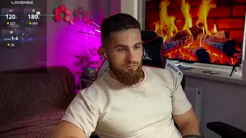 Snapshot of kochka25 chatting on 26, 6, 2026 Sweet boy online show from 26, 6, 2026