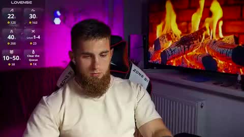 Snapshot of kochka25 chatting on 7, 8, 2026 Sweet boy online show from 7, 8, 2026