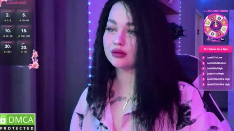 Mia online show from 9, 3, 2025