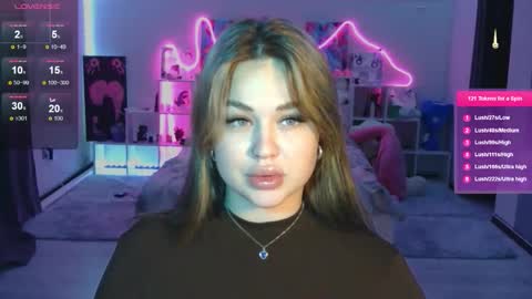 Mia online show from 4, 11, 2025