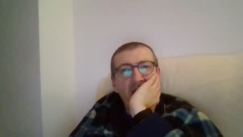 Snapshot of kolesie7 chatting on 5, 12, 2024 JUAN CARLOS online show from 5, 12, 2024
